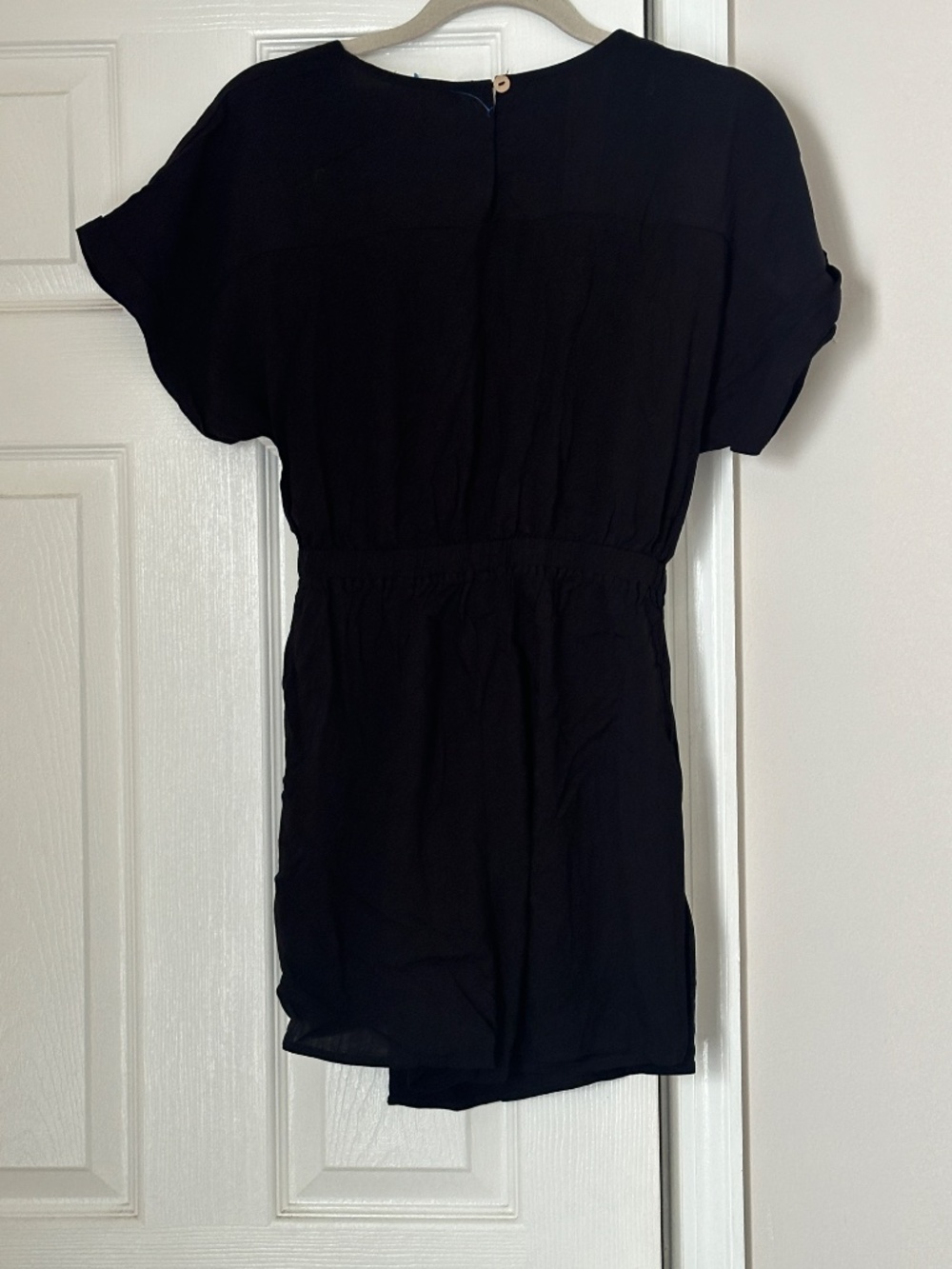 Brand New Halara Short Sleeve Wrap Romper Black Size Small Viscose Summer - Picture 7 of 10